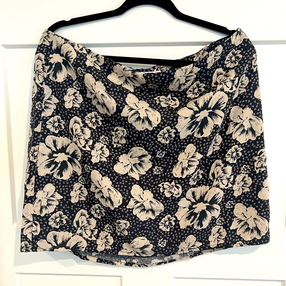 Pink Lily Best Interest at Heart Navy Side Slit Skirt.